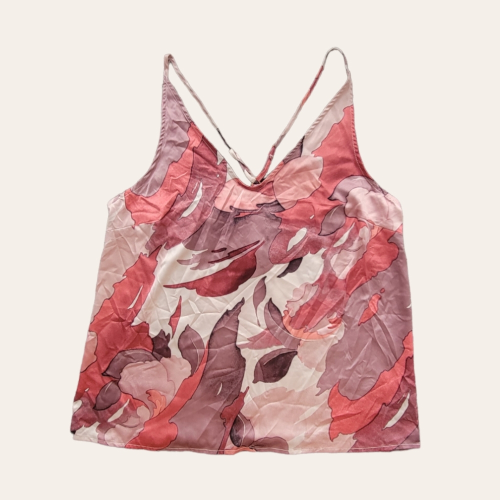 NWOT Pattern Tank - Picture 6 of 8